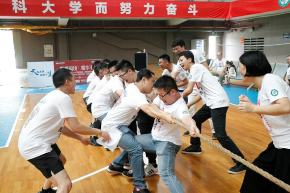 校友拔河比赛-李晓彬(摄).jpg